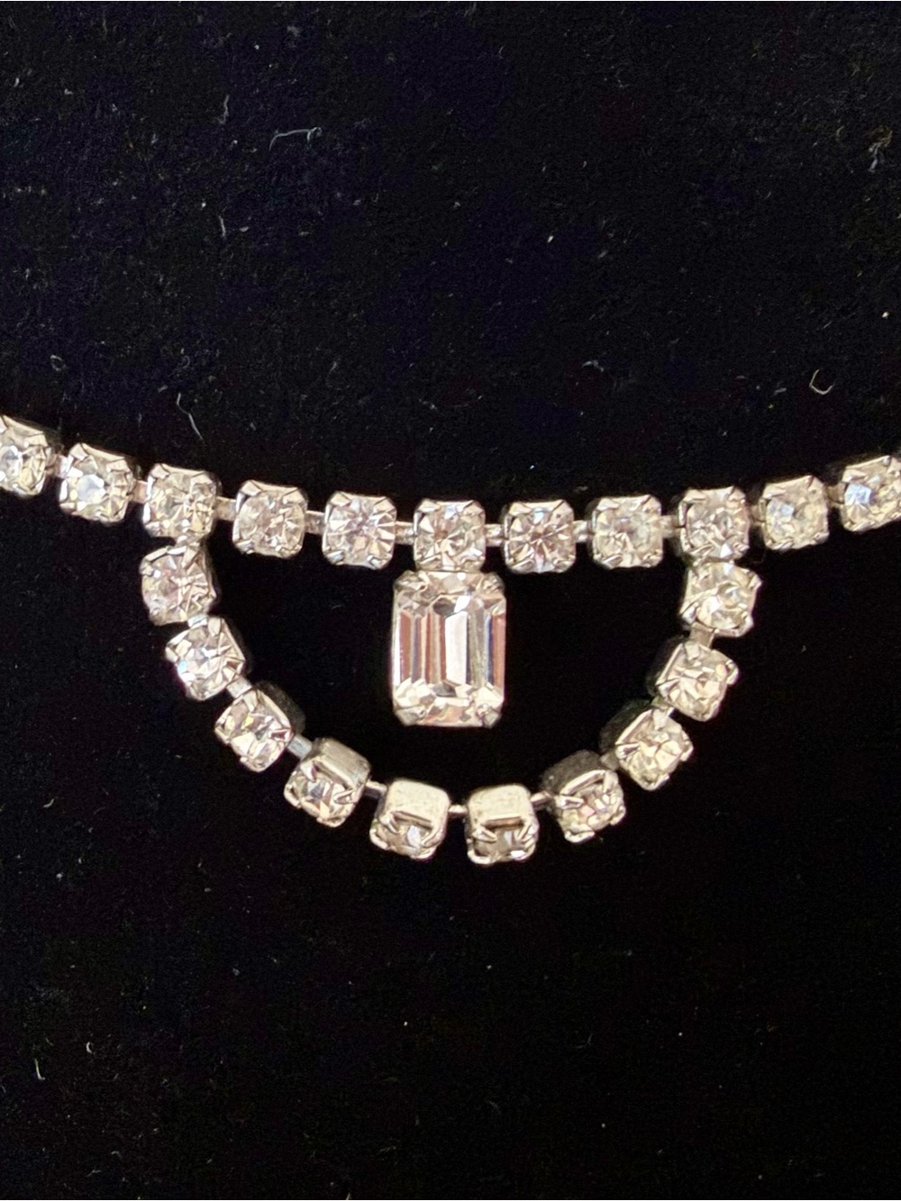 Weiss Rhinestone Necklace - 14" choker Vintage!